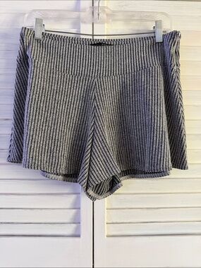 Guess Ribbed Knit Flared Skort Shorts - Gray